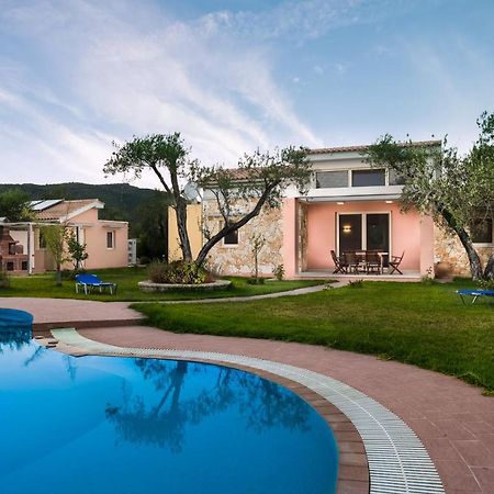 Three Stars Luxury Villas Moraitika Zewnętrze zdjęcie