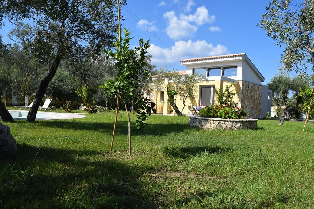 Three Stars Luxury Villas Moraitika Zewnętrze zdjęcie