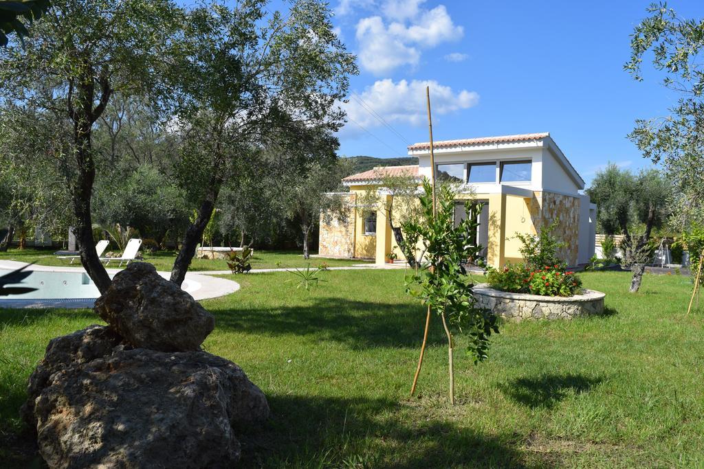Three Stars Luxury Villas Moraitika Zewnętrze zdjęcie