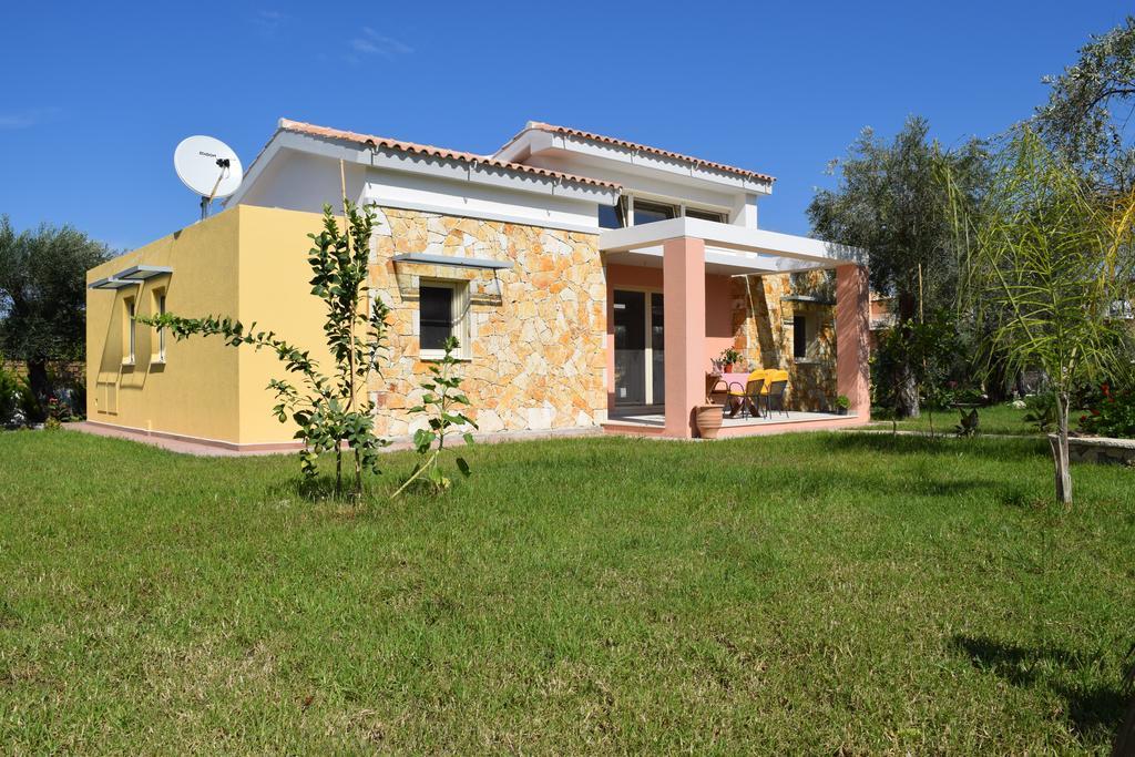 Three Stars Luxury Villas Moraitika Zewnętrze zdjęcie
