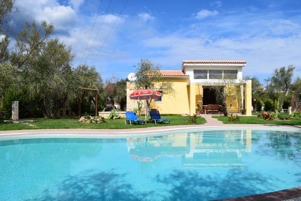 Three Stars Luxury Villas Moraitika Zewnętrze zdjęcie